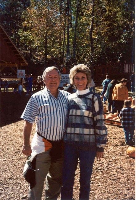 Obituary of John and Linda Greenlee