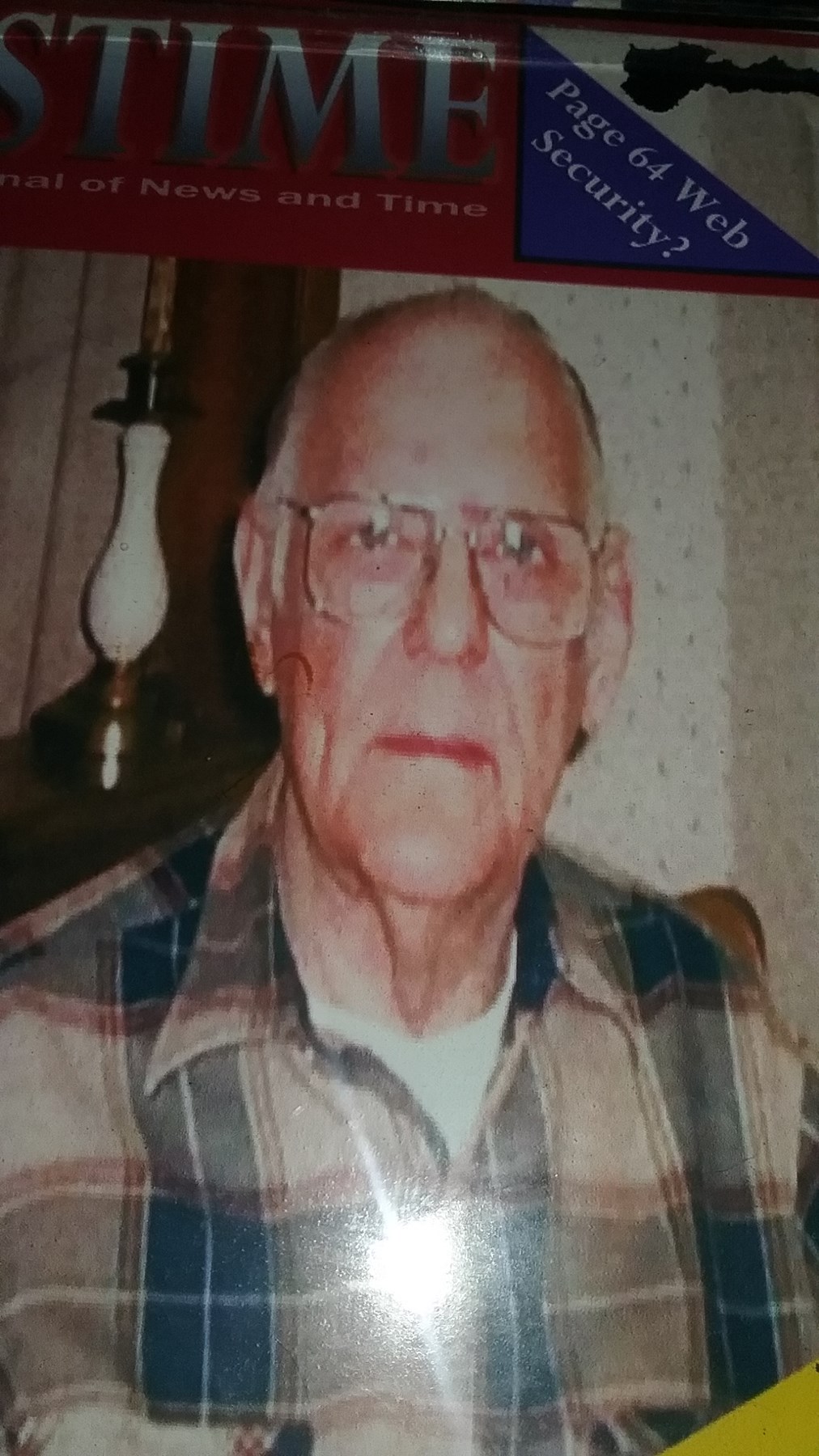 Avis de décès de Eugene "Bernie" Possenriede