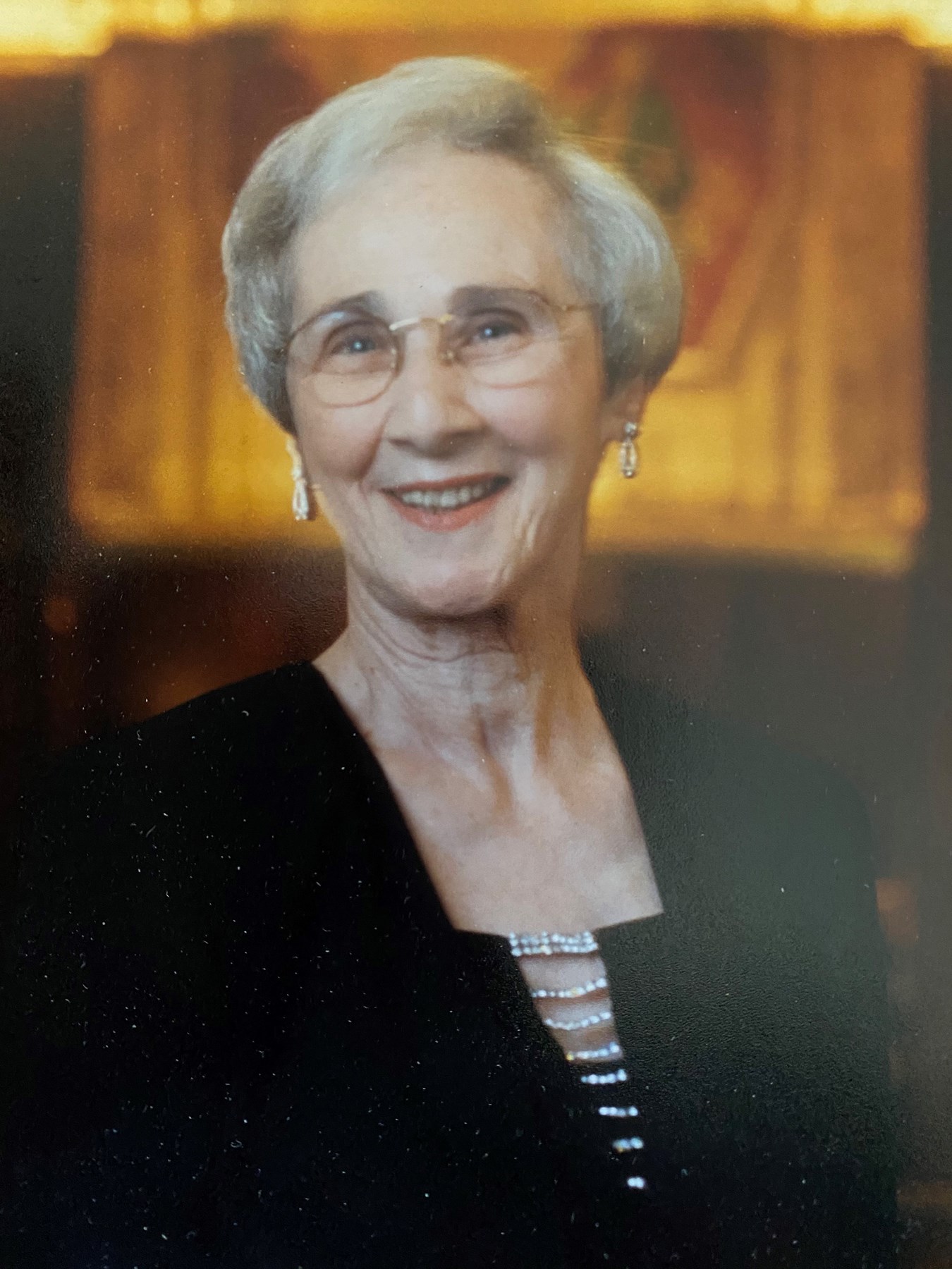 Obituario de Evelyn Kahn