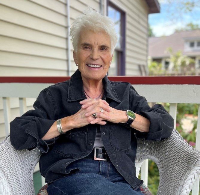 Obituary of Gloria Lynn Larrieu