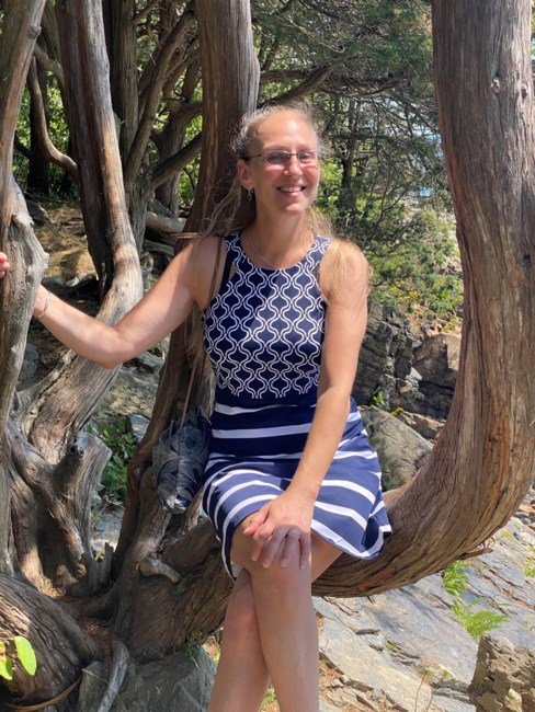 Obituary of Aimee Elizabeth Comeau