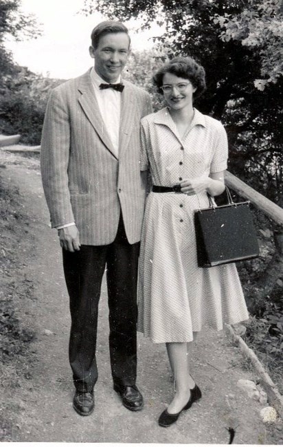 Obituary of Lorinda Freeman Russell