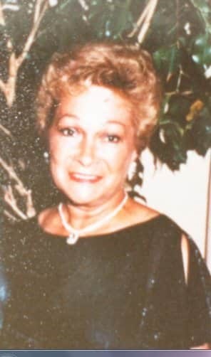 Obituary of Mrs. Virginia Garrett