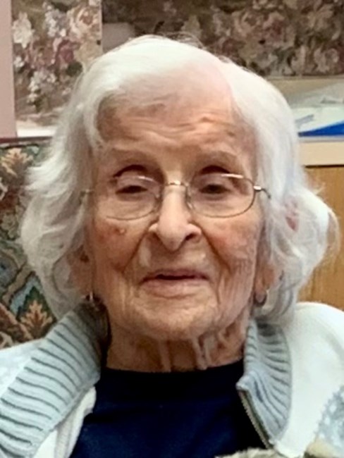 Obituary of Metaxia "Maxine" Lincoln