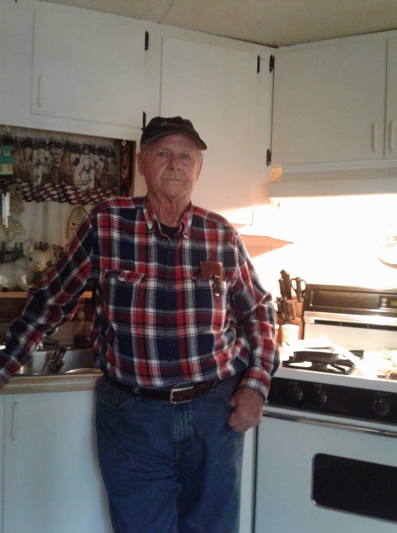 Obituario de Thomas Edward Ennis Jr.