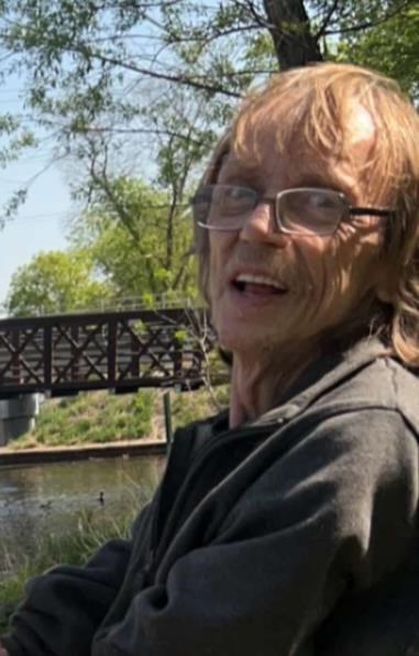 Obituary of Robert Edward Davis