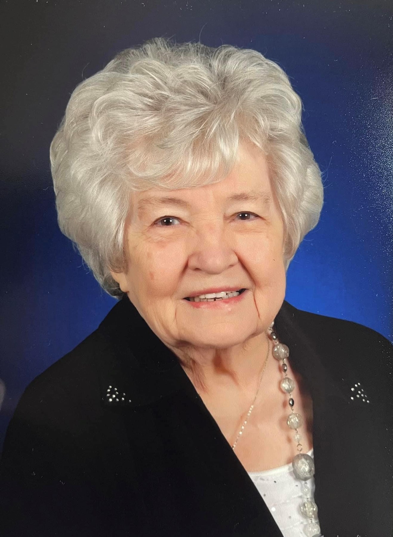 Obituary of Mildred Virginia Holloway