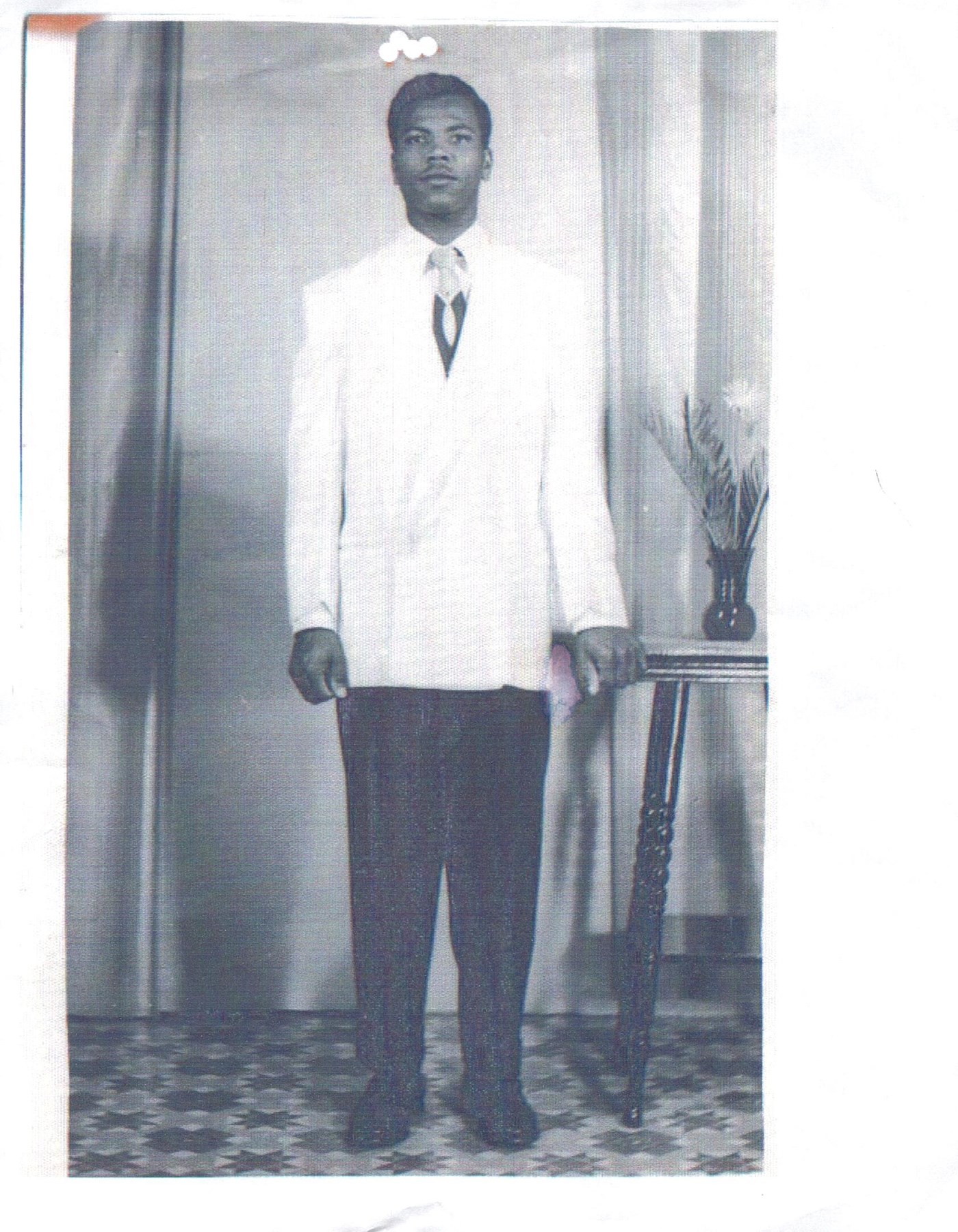 Obituary of Gladstone "Charley" Nelson