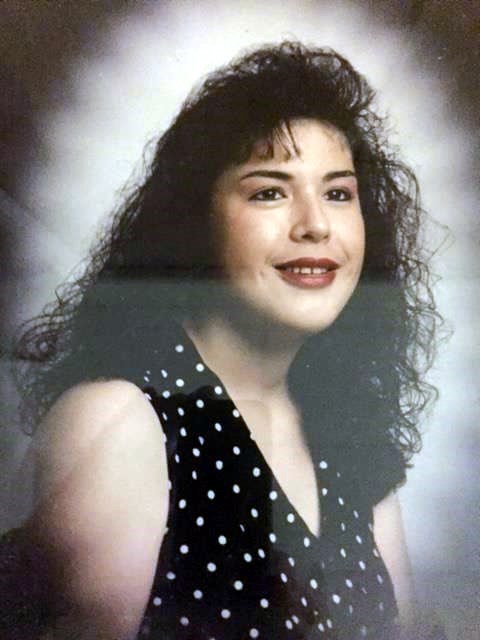 Obituary of Maria Elena Valles Reyes