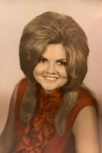 Obituary of Hollie Bell Dixon