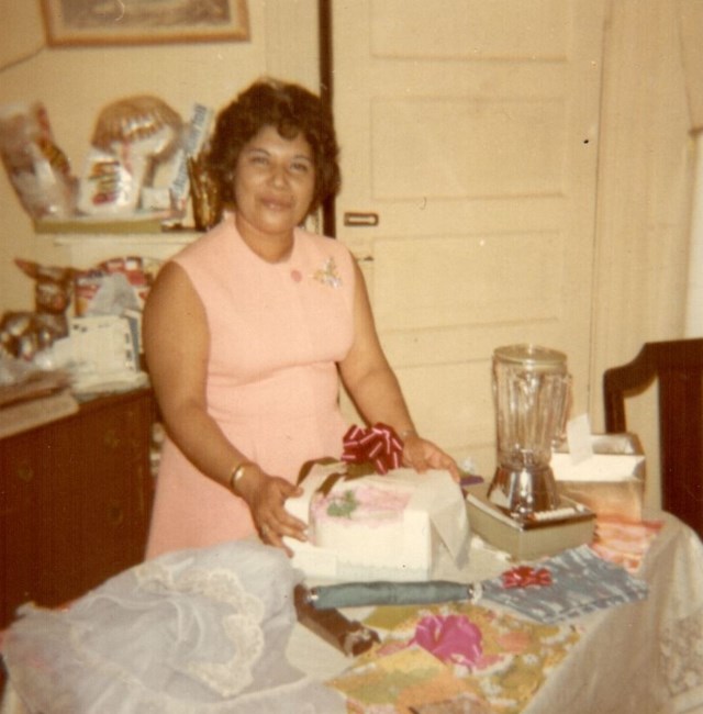 Obituary of Martha Del Valle