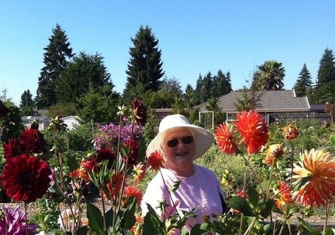 Obituary of Eva Dois Hoffer