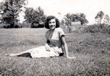 Obituary of Mrs. Helen Watts Huffstutler Thompson