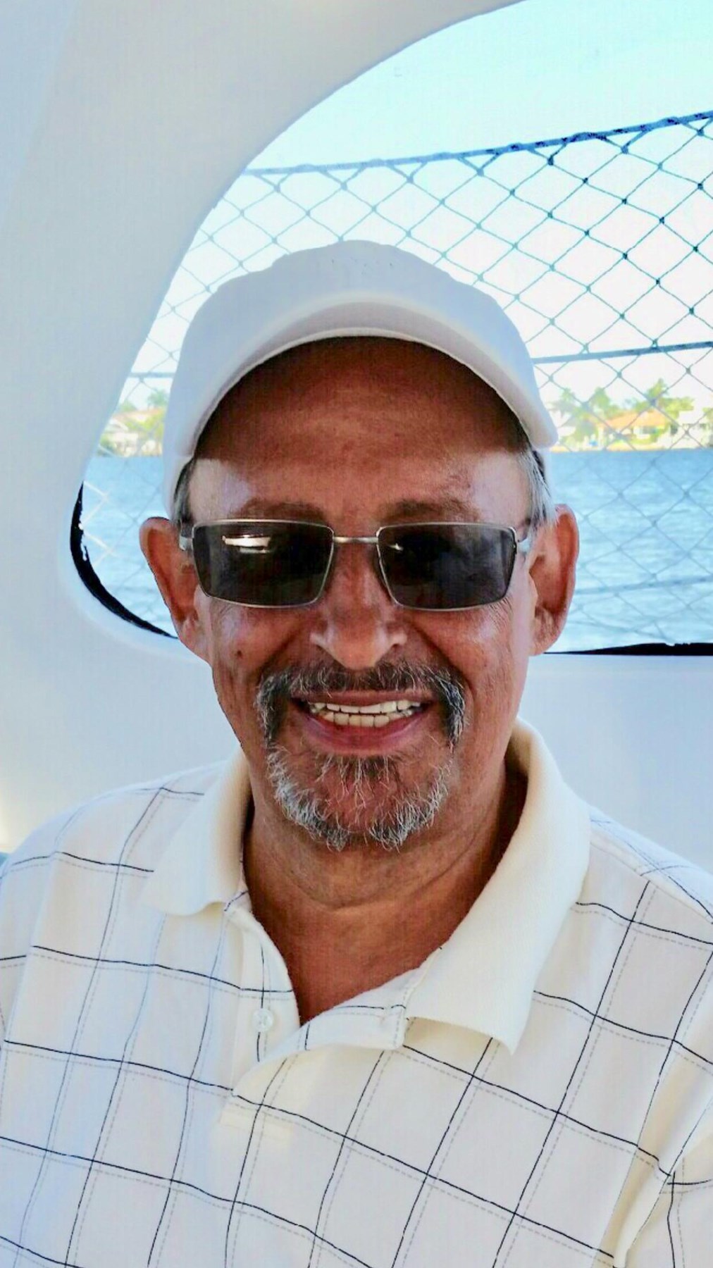 Obituary of Alvaro G. Hernandez