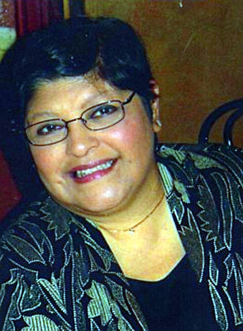 Obituario de Ernestine Molina