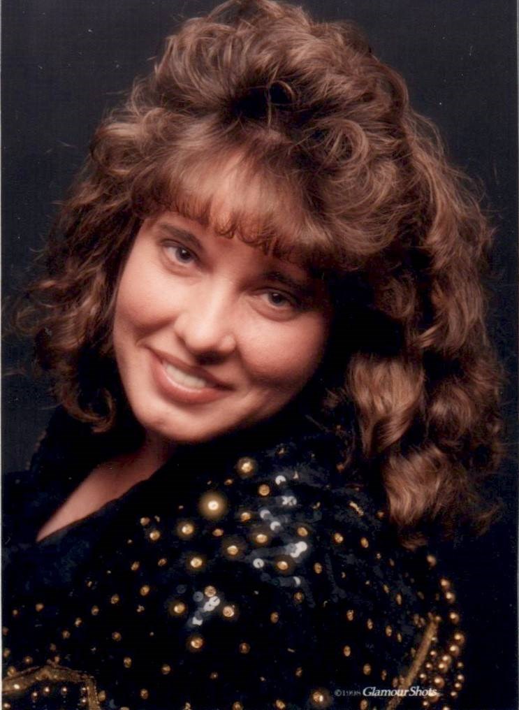 Obituary of Lisa Ann Raines Hayden