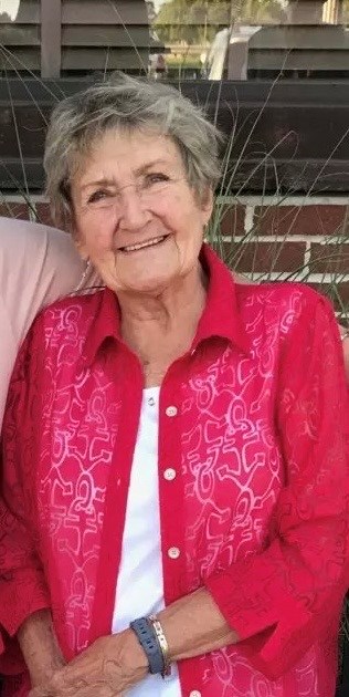 Obituary of Madelyn E. Roach