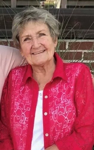 Obituary of Madelyn E. Roach