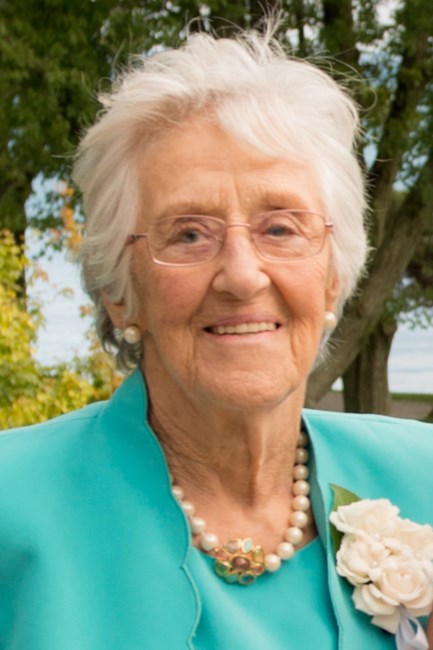 Obituary of Margaret Bessie Livingston