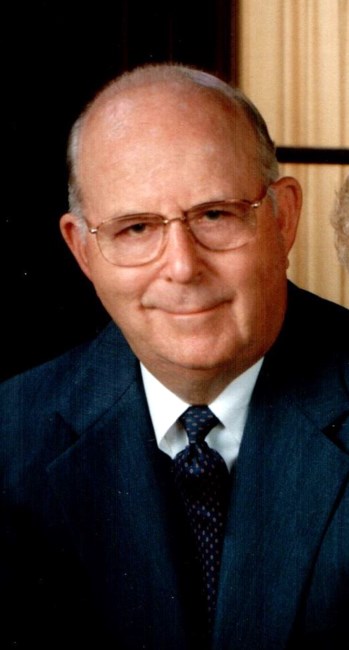 Obituario de Clyde Edward Jones