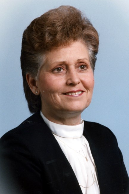 Obituary of Edith "Pauline" Hille