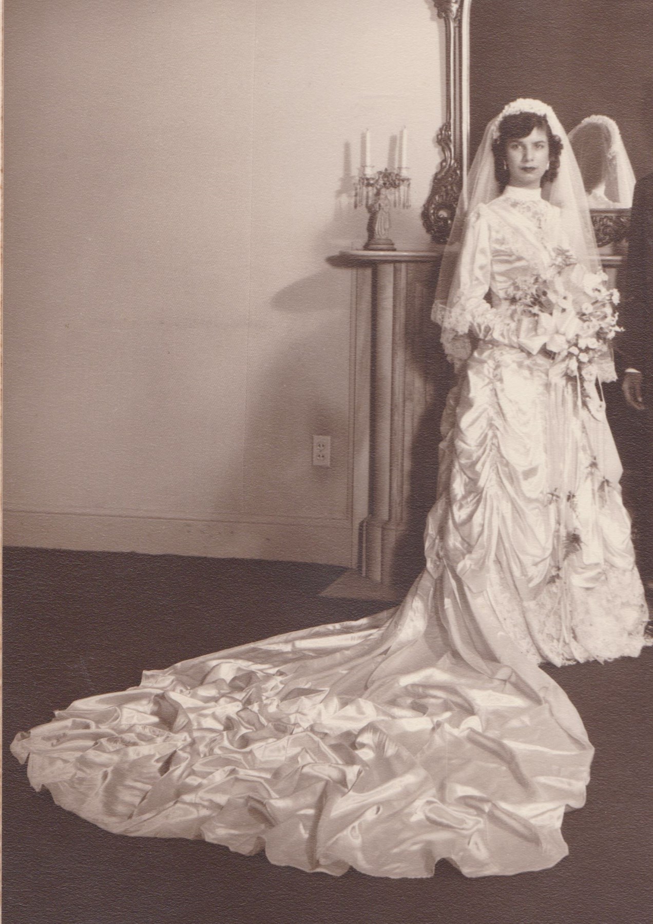 Obituary of Mary Gonzalez Poche