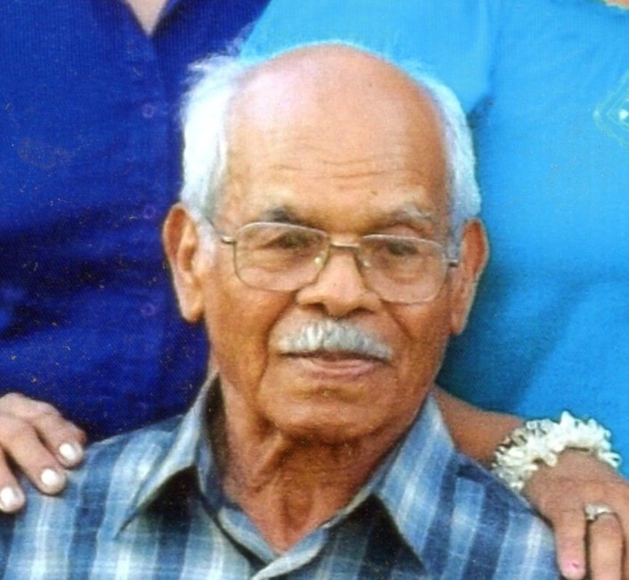 Obituary of Arturo Rios Flores