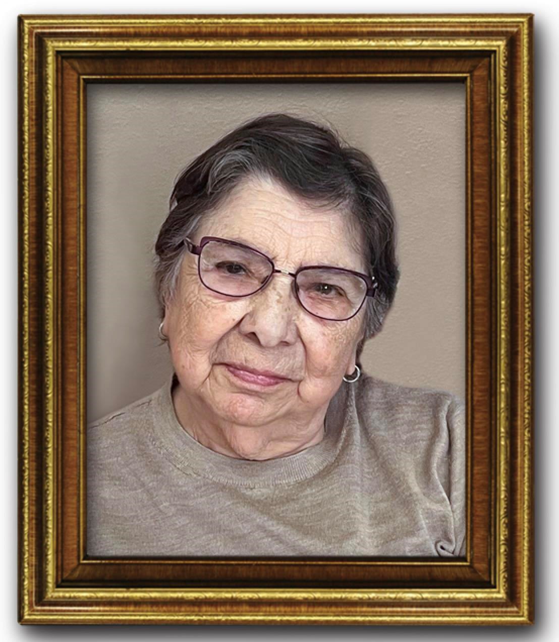 Obituary of Cruz E Chavez