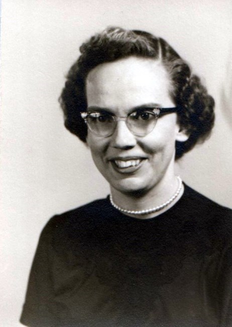 Obituary of Gwendolyn D Webb