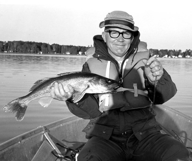 Obituary of Edward E. Anderson