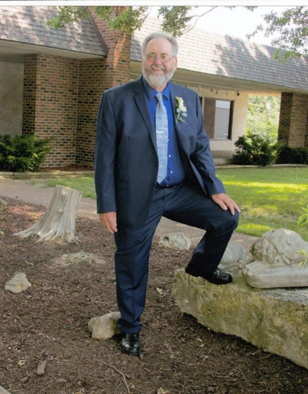 Obituario de Robert Eugene Barker