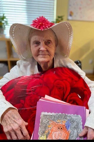 Obituary of Adelma Mae "Babe" Lewis