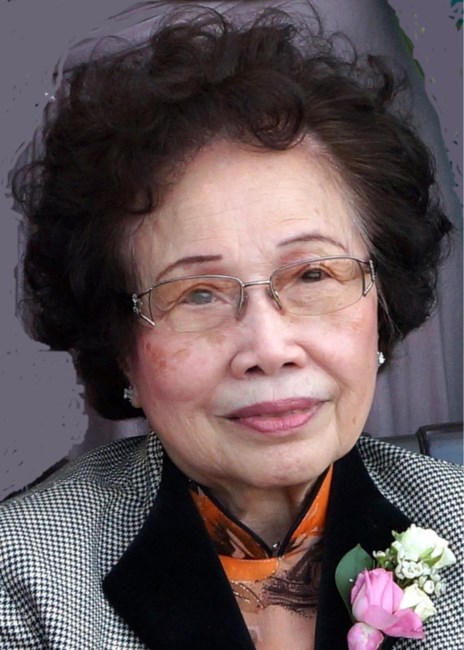 Obituary of Bach-Tuyet Thi Pham