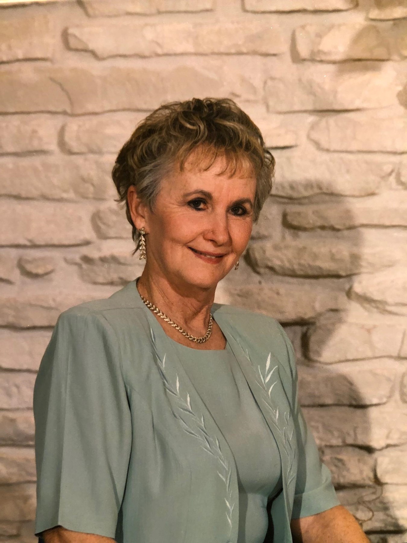 Obituary of Dorothy Mae (Leach) Cotton