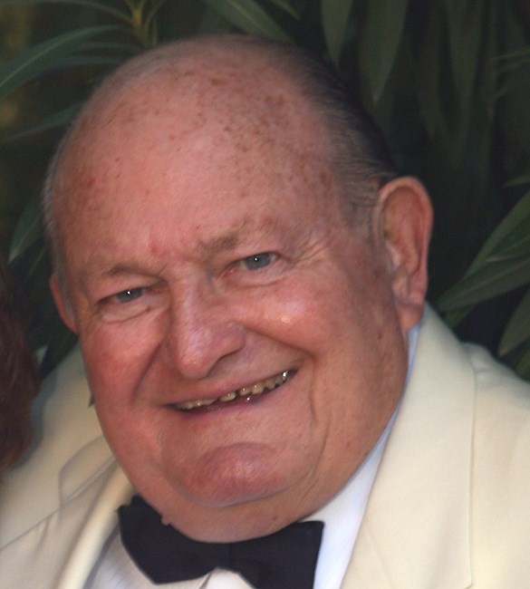 Obituario de Vernon L. Taylor