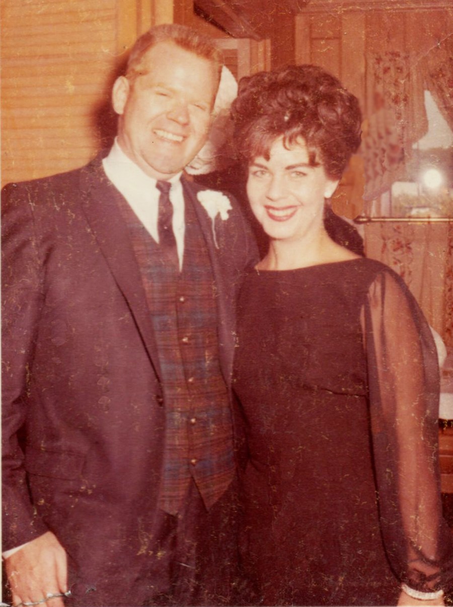 Obituary of Robert and Barbara Caragher