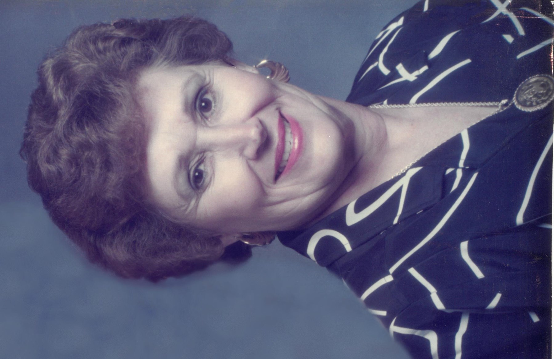 Obituary of Joan Vick Kleinecke