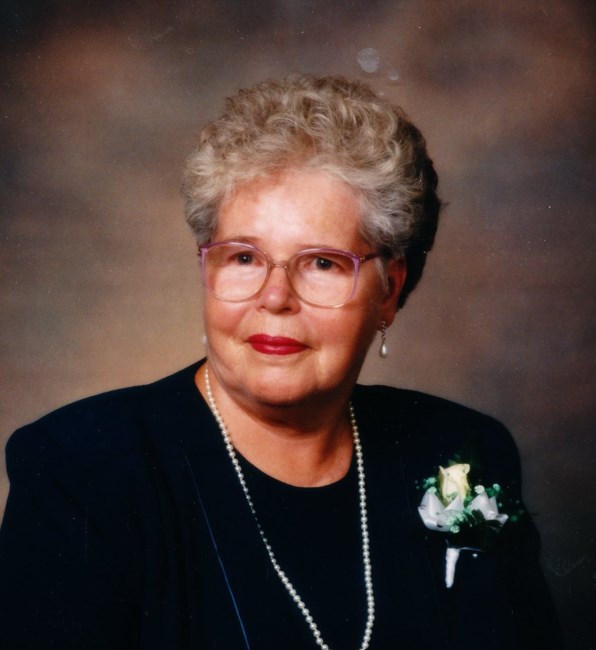 Obituary of Leah Kay Katharine MacNeil