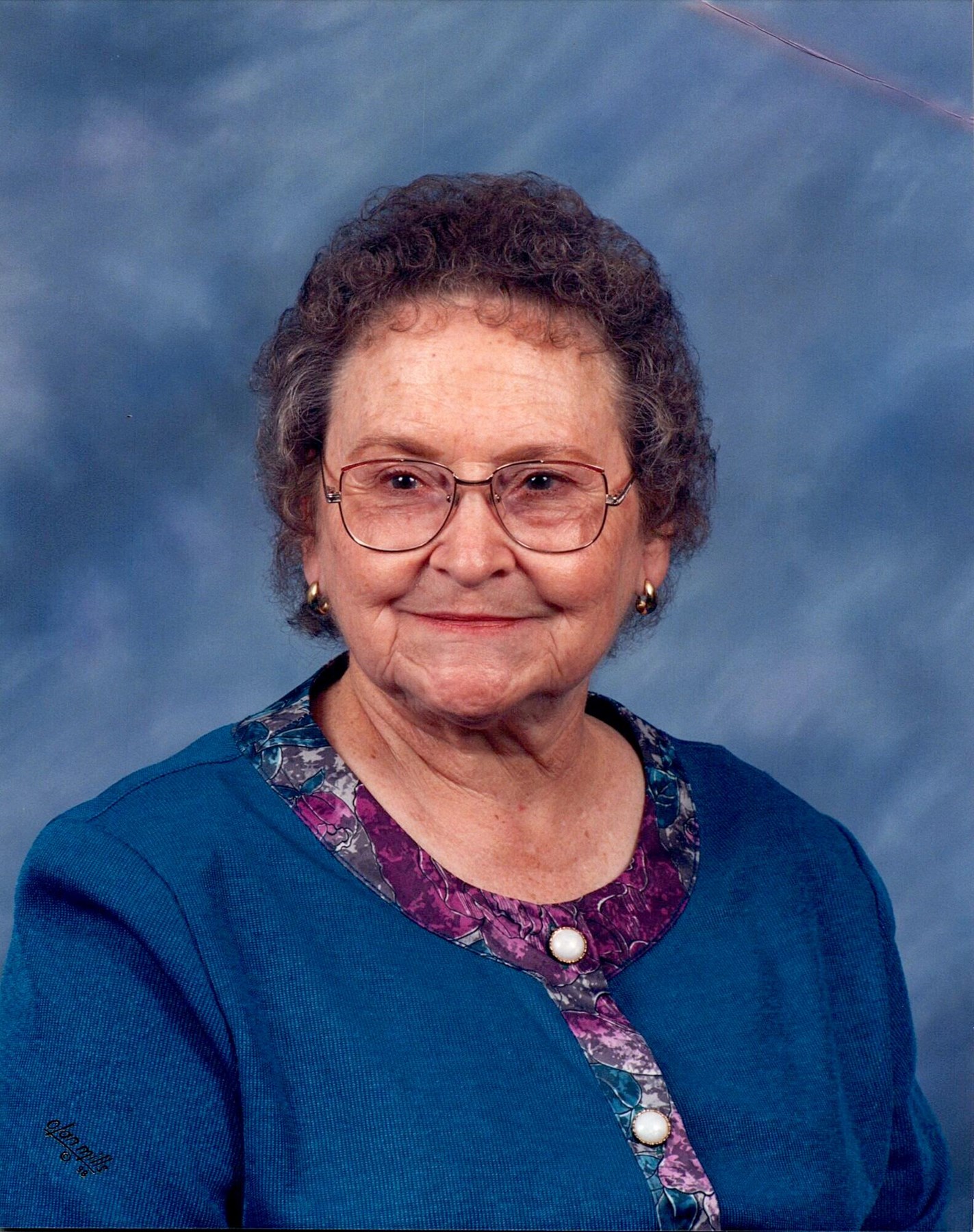 Obituary of Helen M Hall