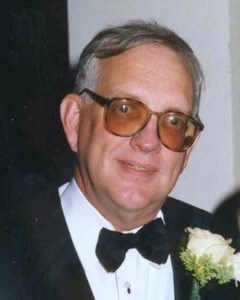 Obituary of James Wallace Lundholm