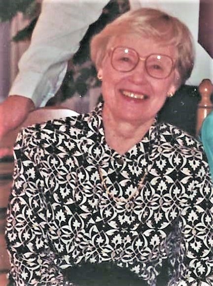 Obituary of Dorothy Elizabeth Henry