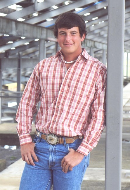 Obituary of Travis Klynt Madden