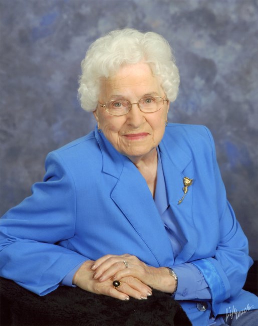 Obituario de Ruth F. Curtis