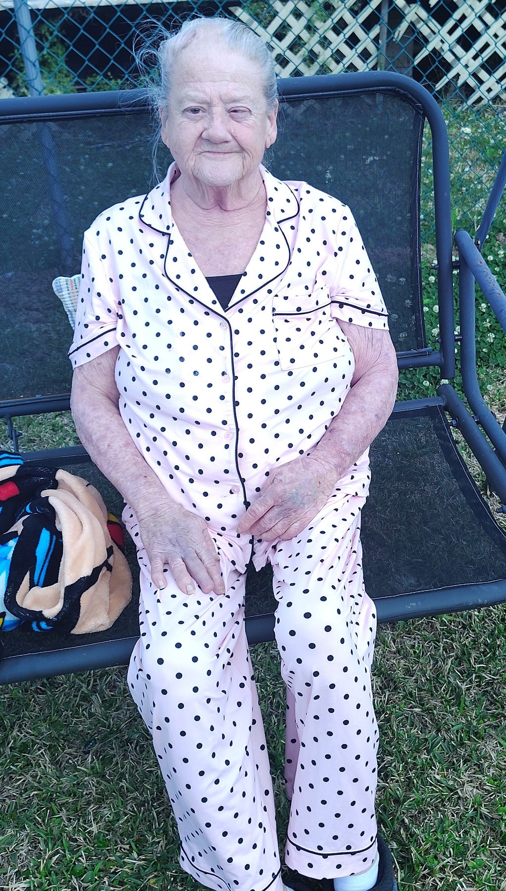 Obituary of Deborah Gladys (Cantine) Cawlfield