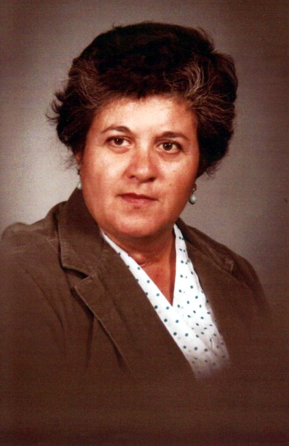 Obituary of Maria Elena Salas