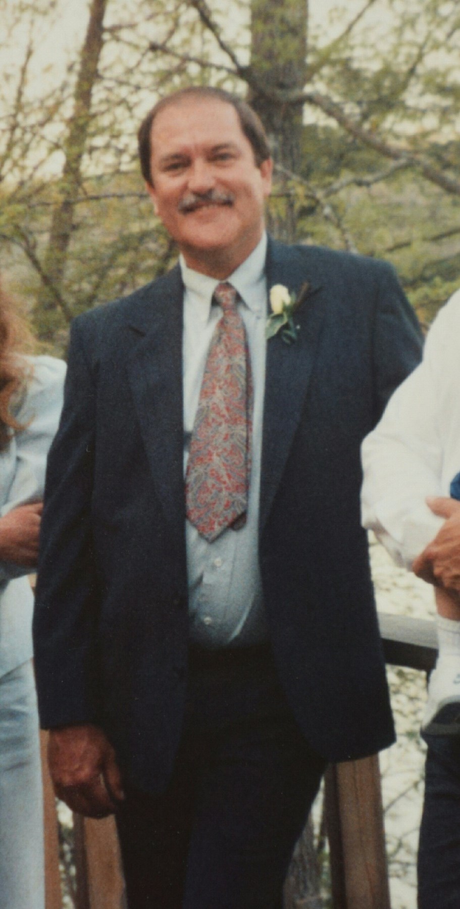 Obituary of James "Jim" Elmore Chambers