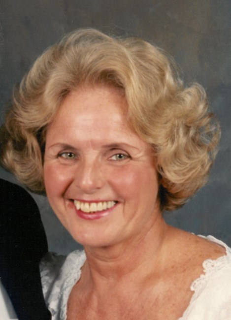 Obituary of Marilyn F. Lamoureux