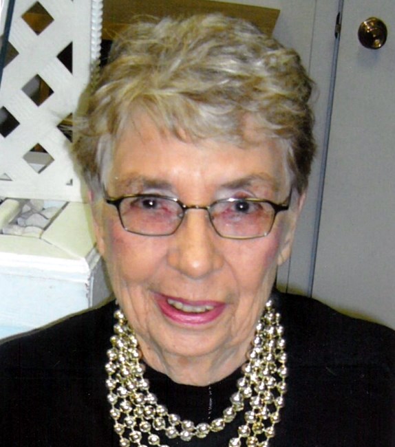 Obituary of Maxine Anne Howarth
