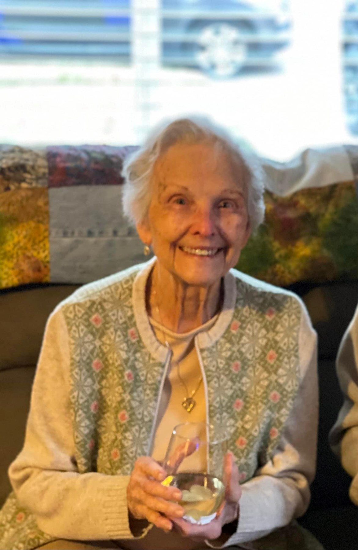 Obituary of Barbara Joan Farrell