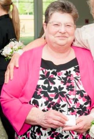 Obituary of Vicky Lee Reynolds